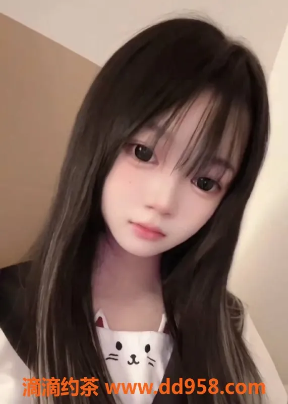 广州楼凤-白云三元里小宝贝，嫩妹巨乳服务体验