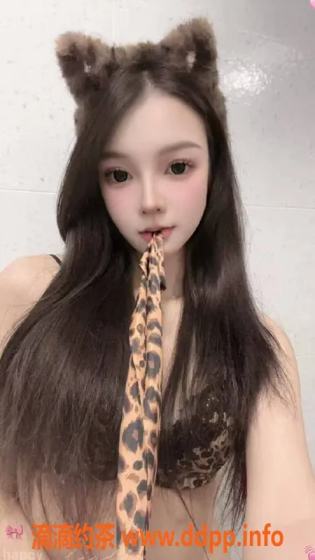 深圳楼凤-龙岗悦悦，165身高C罩杯，1000元起服务