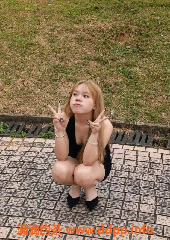 惠州楼凤-惠州小辣椒19岁160cm，身材诱人，服务超赞！