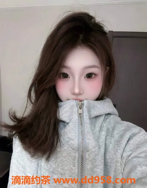 深圳楼凤-南山嫩妹陈念念，900P起，制服、六九等多重服务