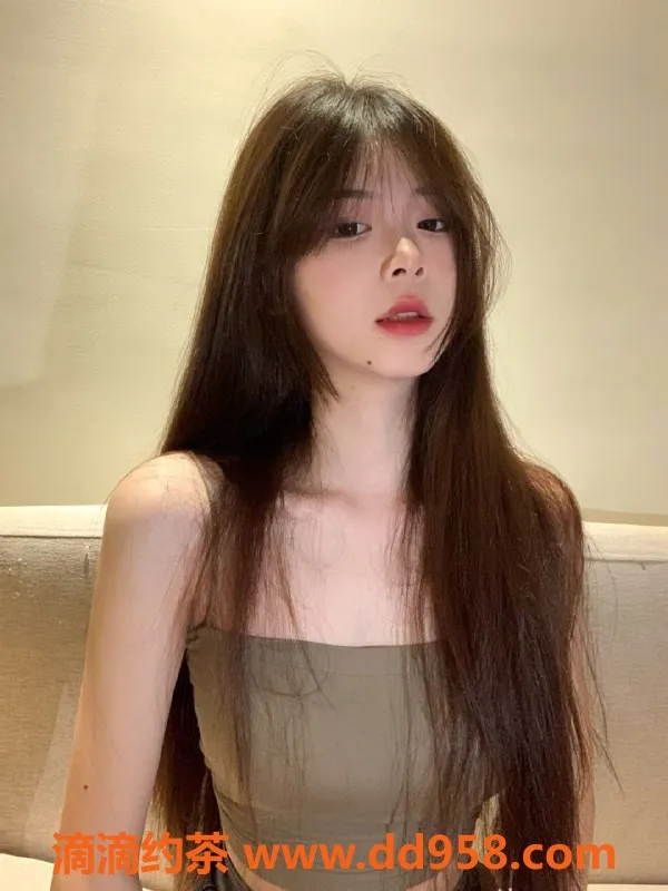 广州楼凤-天河嫩妹南乔，800元享美妙服务