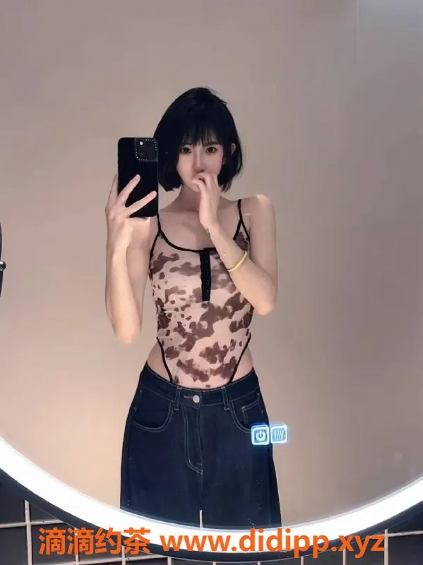 深圳楼凤-福田御姐月可可，1000P超值体验