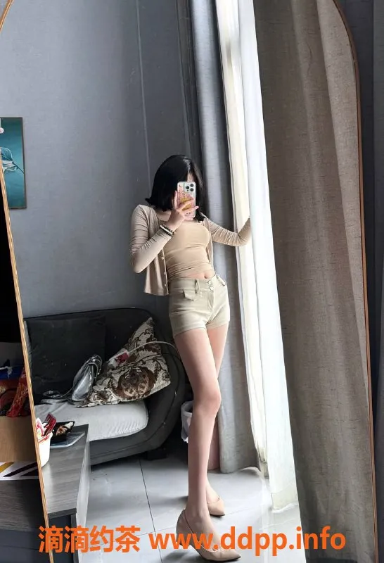 深圳楼凤-福田嫩妹优米，1000P起，制服魅力无限