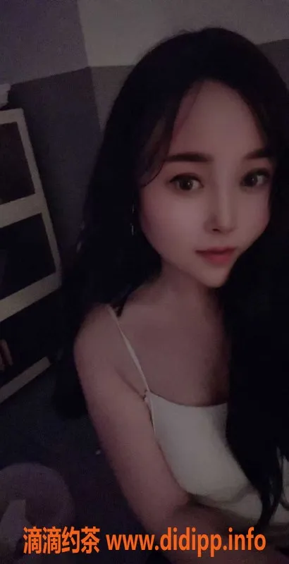 深圳楼凤-深圳小茉莉，26岁，身高6米2，按600元服务