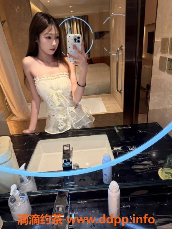 深圳楼凤资源信息,福田区嫩妹悠悠，舌吻制服服务，超值体验！