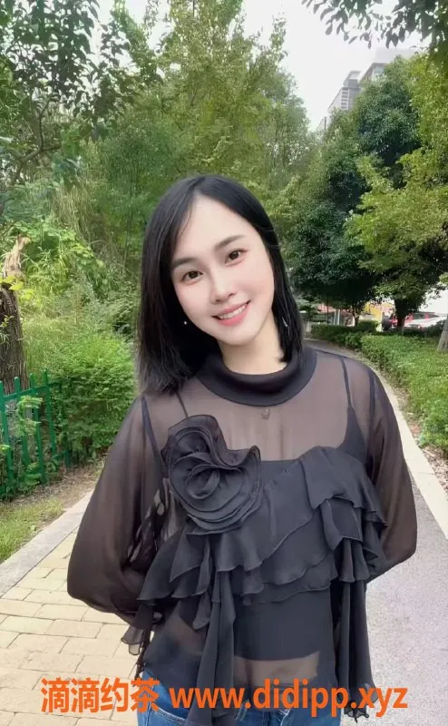 广州楼凤-番禺甜心美女，26岁气质尤物，身高165cm