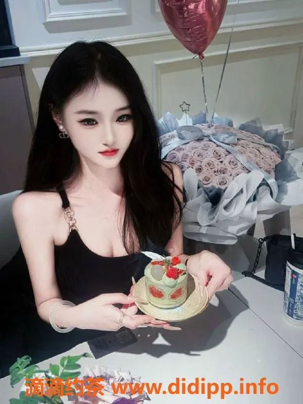 常州楼凤-常州菲菲，25岁，168cm身高，97斤，C罩杯