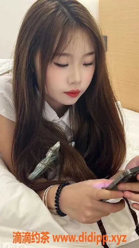 广州楼凤-天河露露，18岁娇媚姑娘，500元畅享服务