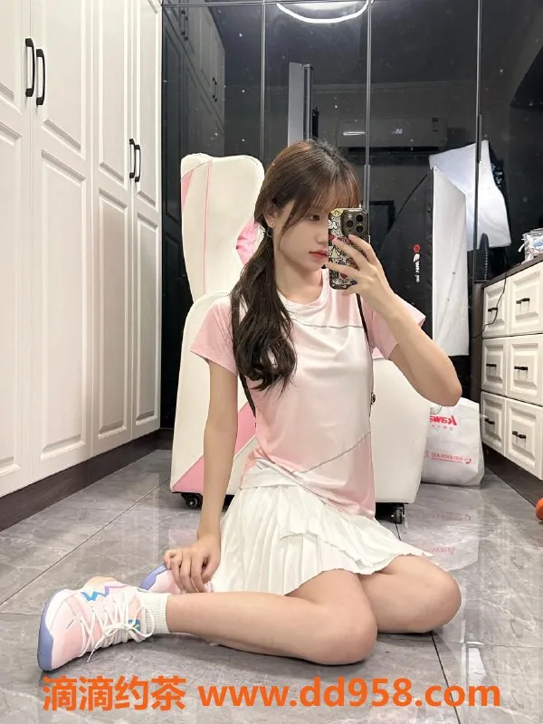 无锡楼凤-梁溪超嫩学妹雅悦，娇小可爱，69价格