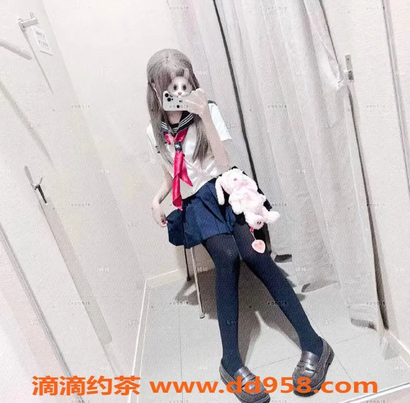 常州楼凤-常州小悦 19岁 165cm 45kg 全裸调情服务