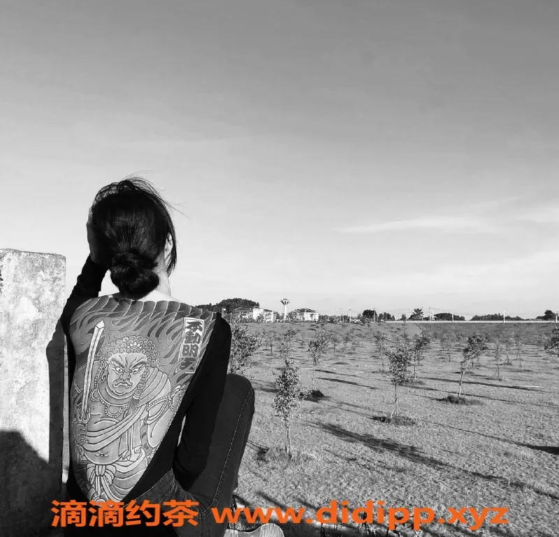 深圳楼凤-南山允儿，165cm长腿，42kg，超高评分服务