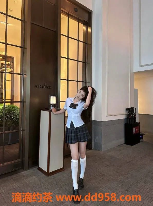 深圳楼凤-福田纤纤，168高挑，48斤，1200起价