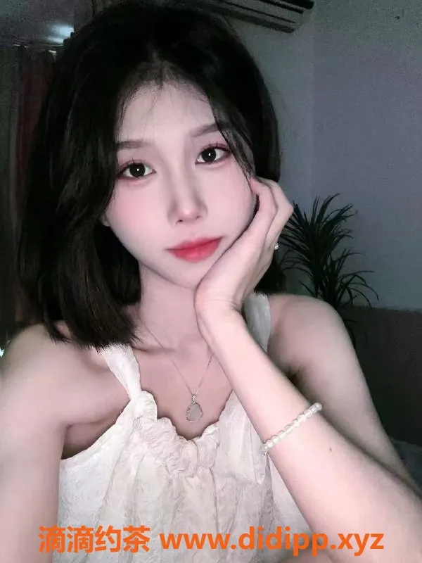 成都外围资源信息,成都20岁嫩妹初恋，颜值与服务俱佳