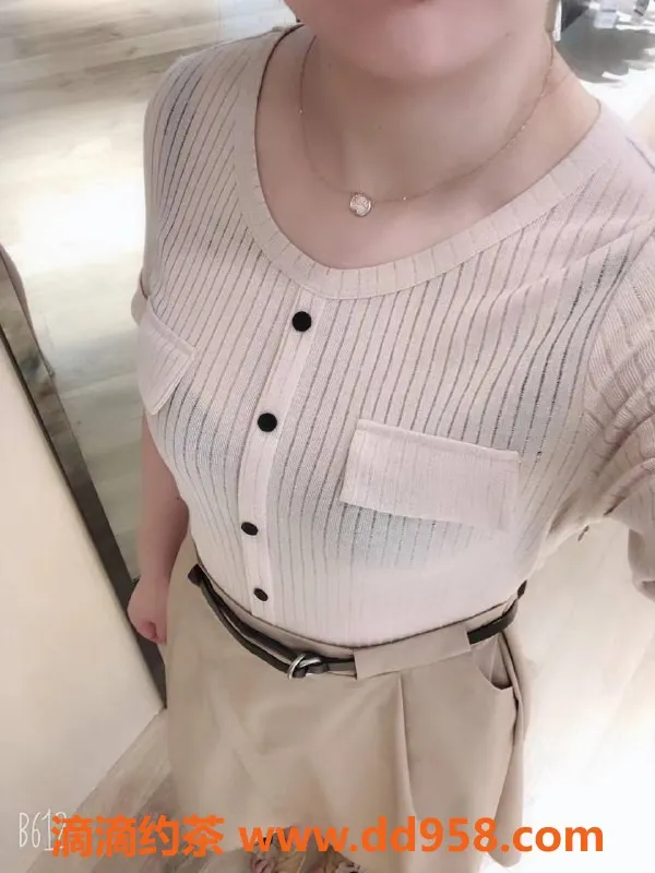 杭州楼凤-拱墅区季同学，胸C微胖，服务多样