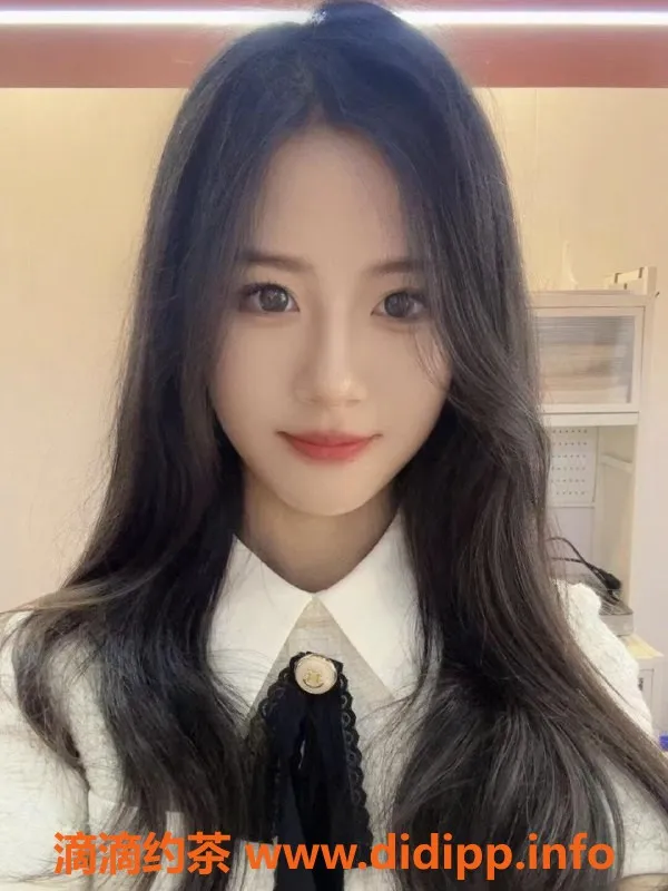 广州楼凤-天河嫩妹本心，24岁165cm C罩升级服务