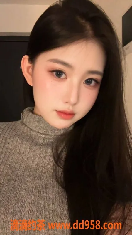 深圳楼凤-罗湖嫩妹沐芸，800元舌吻与鸳鸯浴服务