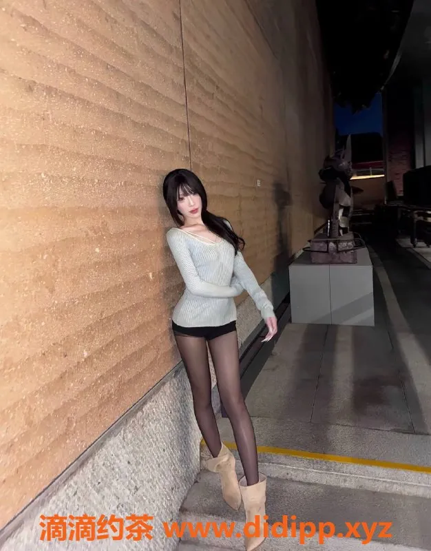 赣州楼凤-常德小胡，168身高98斤，深喉口爆服务