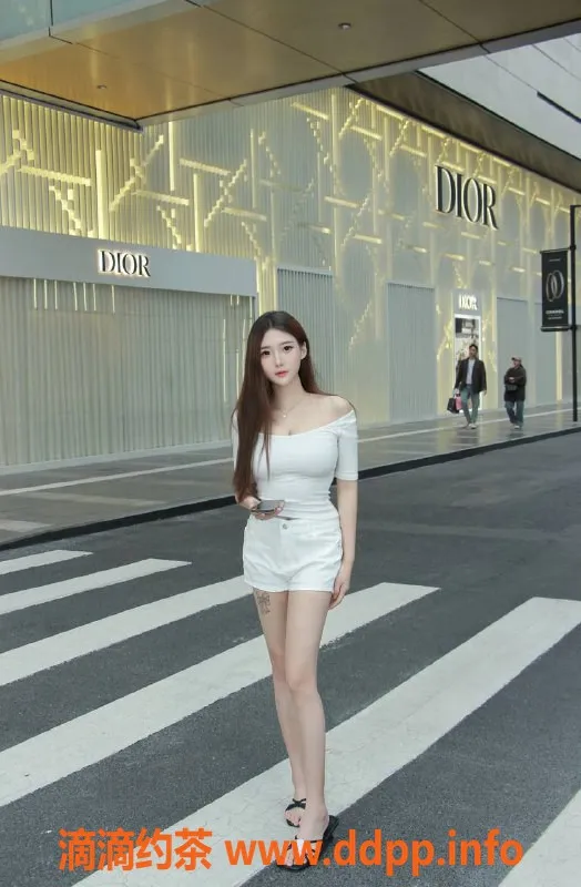 深圳楼凤-深圳甜甜，900起双向服务，制服魅力在线