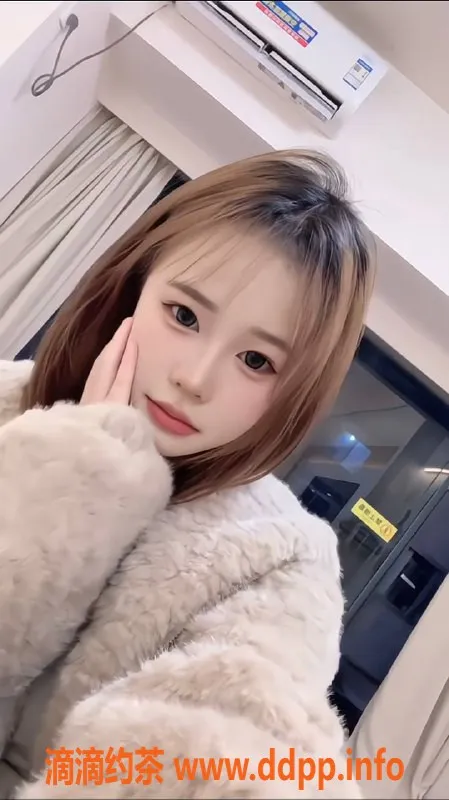 武汉楼凤-洪山佩奇，性感尤物，服务不错，价格合理