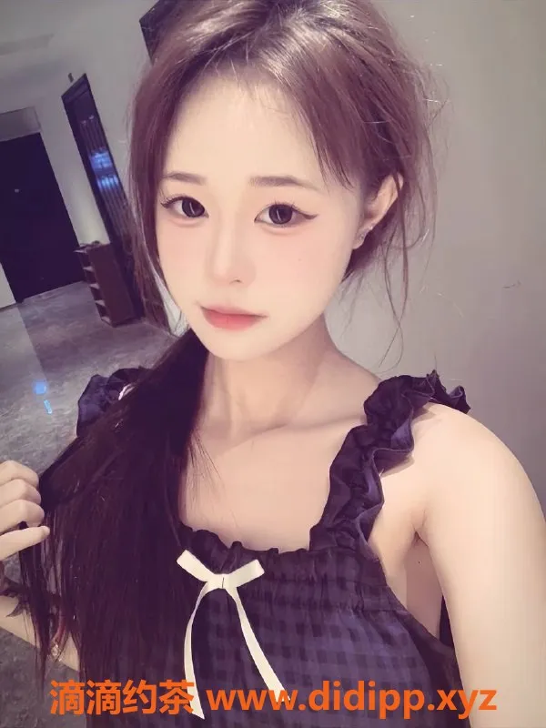 武汉楼凤-洪山佩奇，性感尤物，服务不错，价格合理