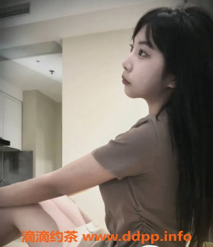 杭州楼凤-钱塘适中美女，800元开启约会之旅