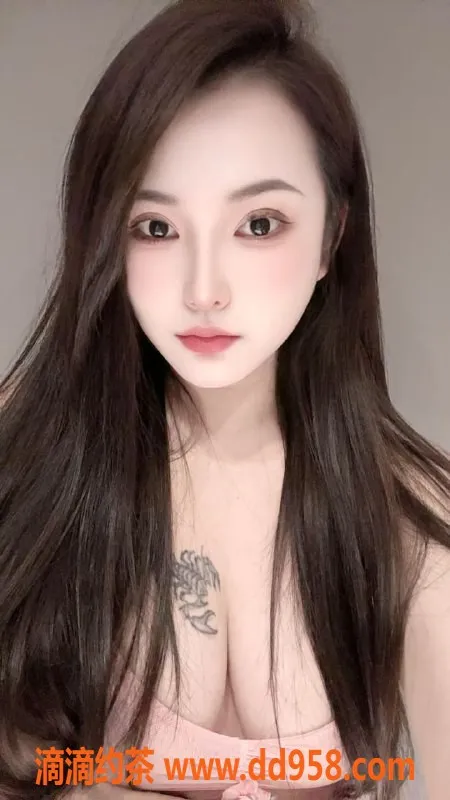 常州楼凤-新北大F，165cm大胸御姐服务体验