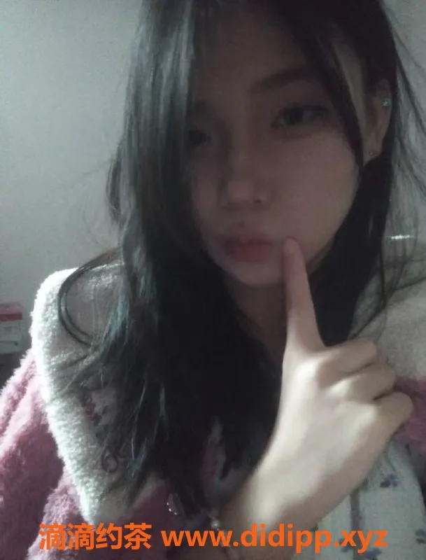 常州楼凤-新北妞妞，175cm大长腿，低至800元热情服务