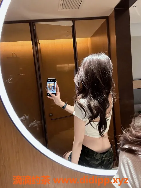 无锡楼凤资源信息,锡山区高颜值小艺陪浴服务，模特身材