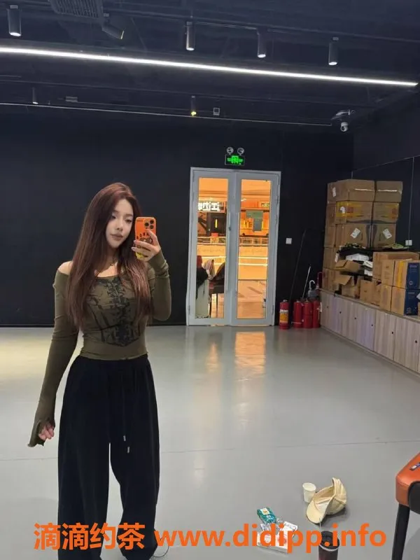 深圳楼凤-南山酥酥舞蹈老师，1300P 2200PP服务