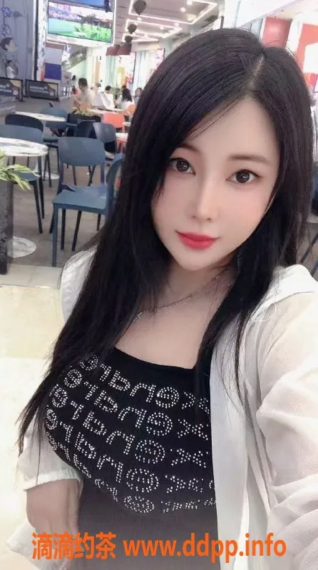 东莞楼凤-常平安澄巨乳服务，P/600 PP/1200