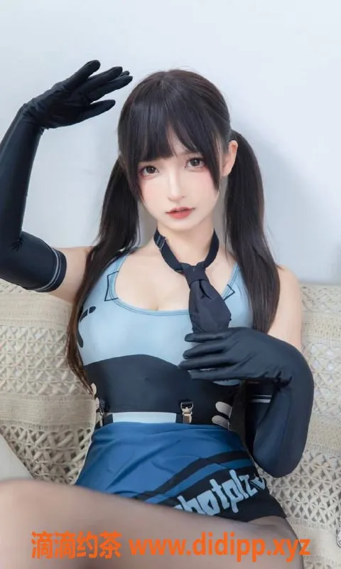 广州楼凤-佛山小伊伊，嫩妹舌吻鸳鸯浴，课费6p