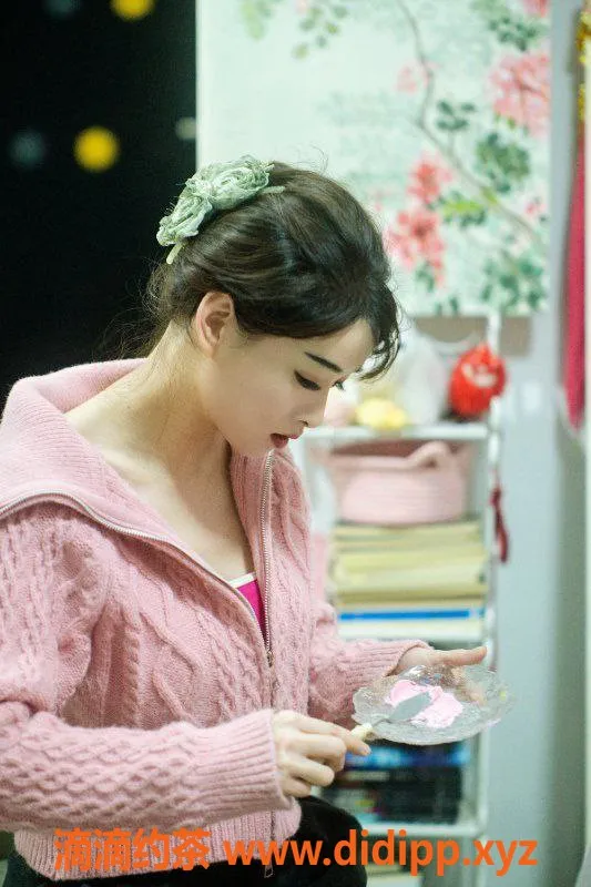 广州楼凤资源信息,海珠欧阳念念：大长腿御姐，500p上门服务