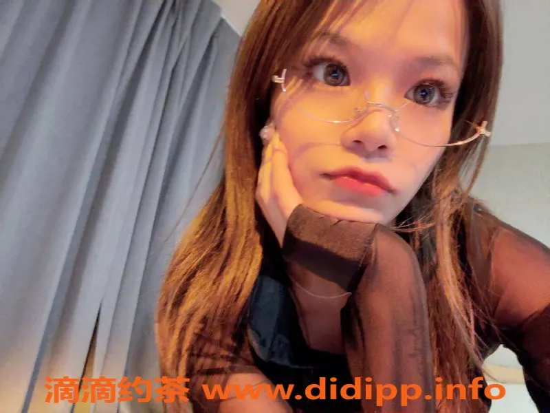 广州楼凤-番禺御姐安安，800p起，给你最棒体验！