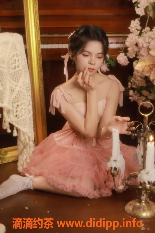 广州楼凤-金沙洲可乐，嫩妹水中萧，水费600p