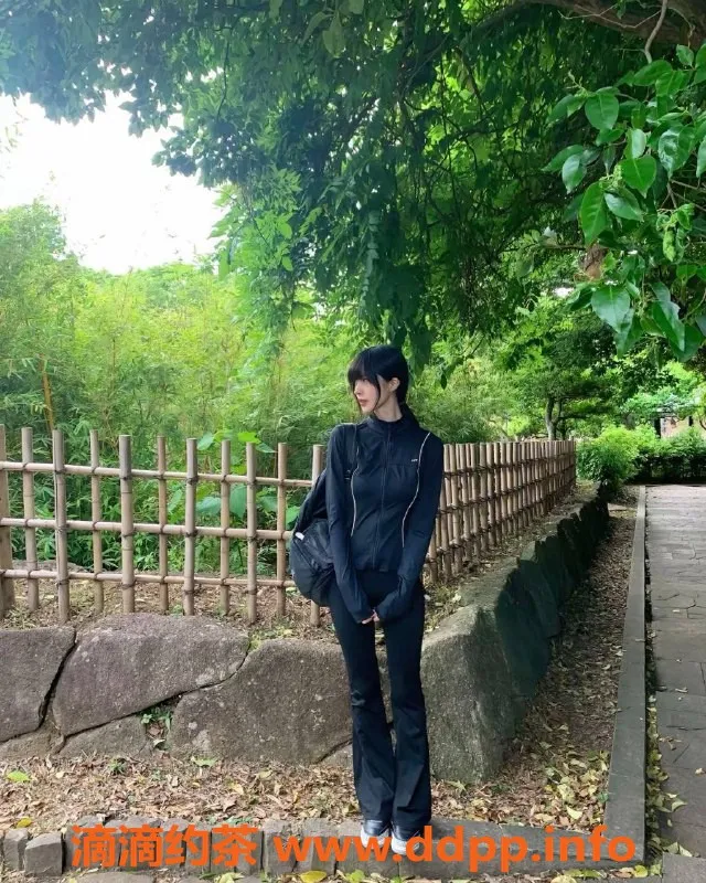 深圳楼凤-南山苏酥，178长腿，1300起价，服务超赞