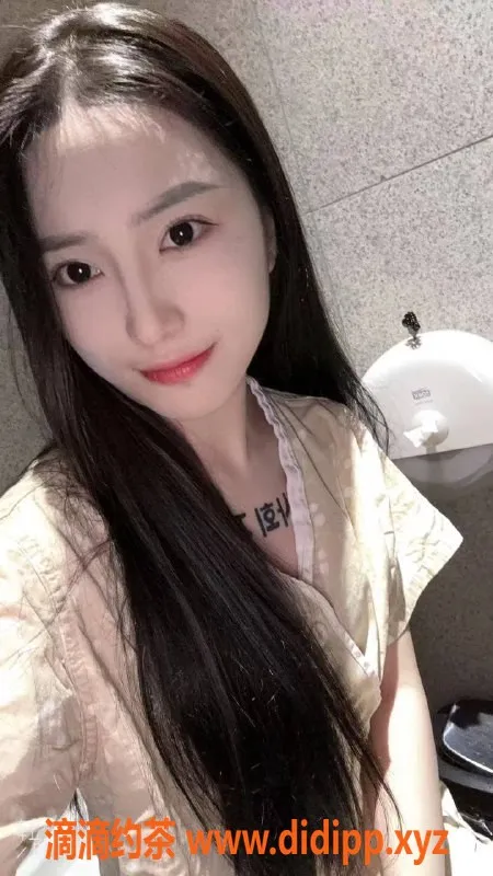 广州楼凤-白云嫩妹妙妙，6P鸳鸯浴服务