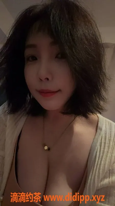 深圳楼凤资源信息,悦悦 | 深圳福田 高跟丝袜御姐 410p起