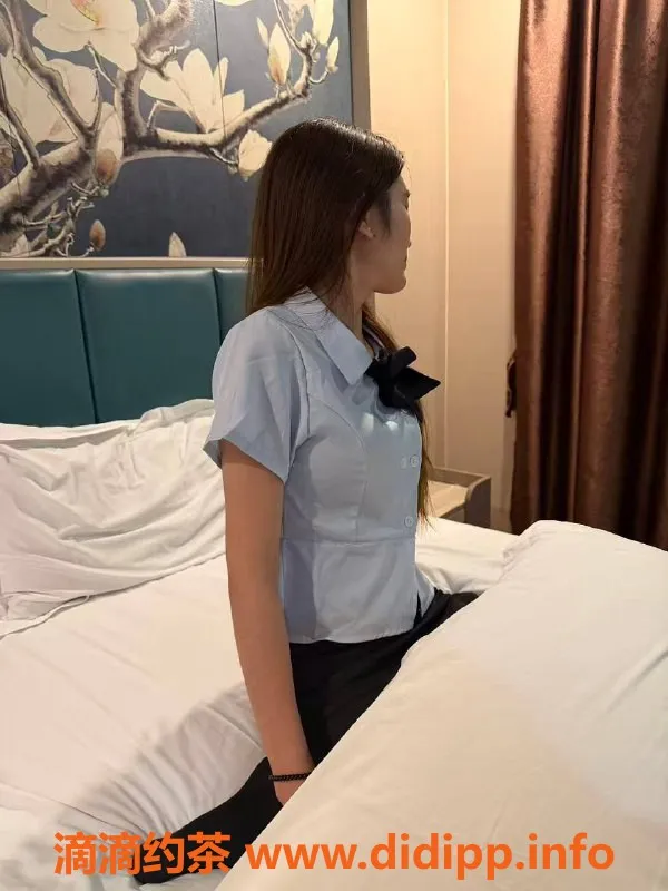 广州楼凤资源信息,天河嫩妹七七，7P服务，舌吻鸳鸯浴体验