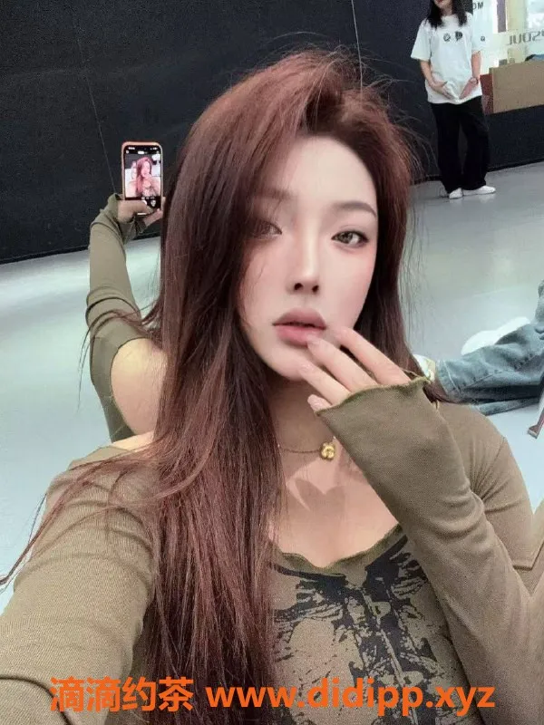 深圳楼凤-南山酥酥 170cm D胸 1300元起服务