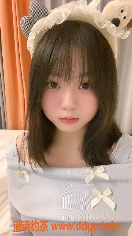 深圳楼凤-宝安小汤圆，798元体验鸳鸯浴与深喉服务