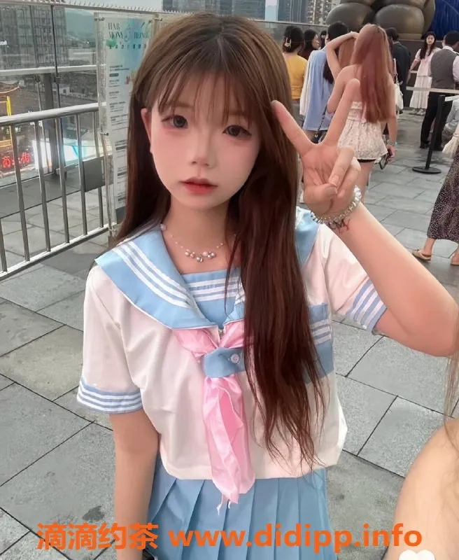 深圳楼凤资源信息,南山粥粥，900元享鸳鸯浴与无套口服务