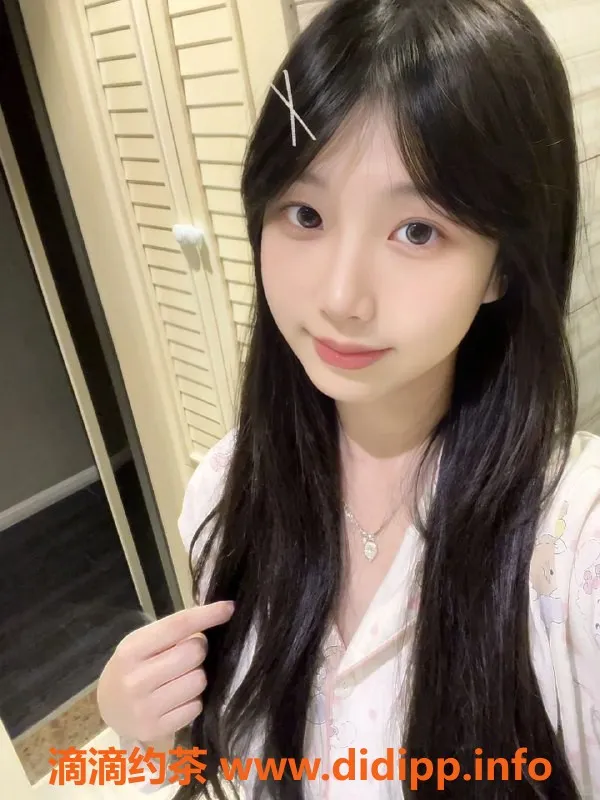 广州楼凤-白云区佳觅，21岁165cm，34C女神初次兼职