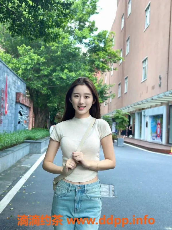 广州楼凤-番禺区20岁清纯女大新兼职—颜汐