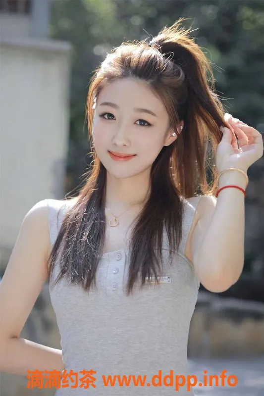 上海楼凤-闵行乐乐，165身高B罩杯，打造完美体验