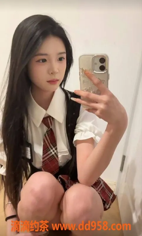 无锡楼凤资源信息,梁溪区夏雪宜，163cm，49kg，高颜值陪浴体验