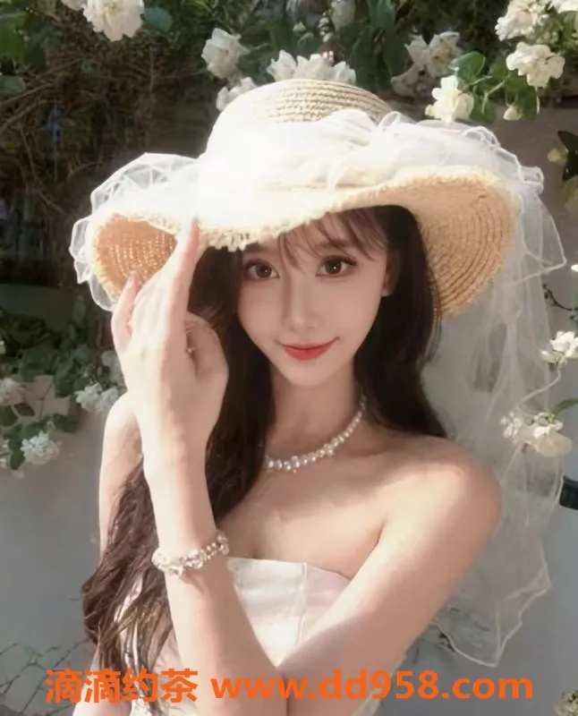 无锡楼凤资源信息,锡山区钱多多，165cm高颜值陪浴服务