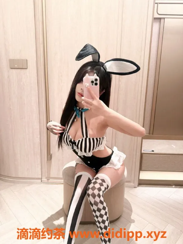 广州楼凤-天河区楠楠，164高C罩杯嫩妹，甜美诱惑体验