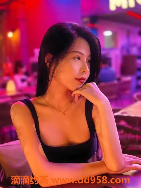 广州楼凤-天河区小小—160嫩妹，C罩杯，甜美服务