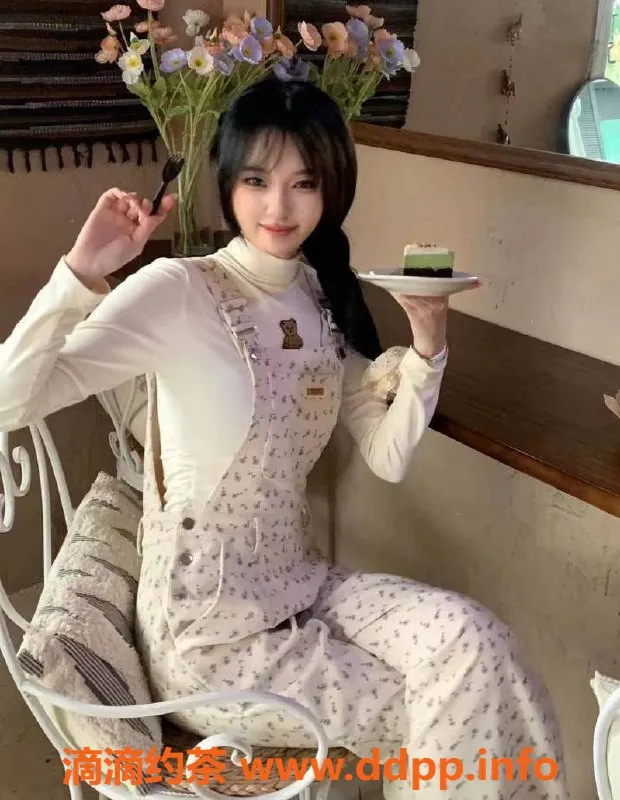 广州楼凤-天河嫩妹小米粒，18P舌吻鸳鸯浴等你来享受