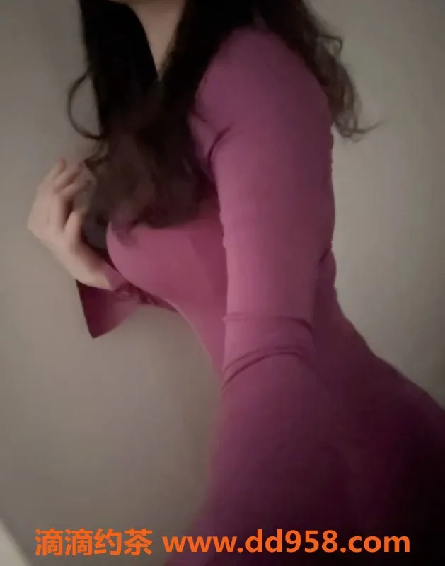 广州上门服务-上门嫩妹浅浅，3000课费大胸服务